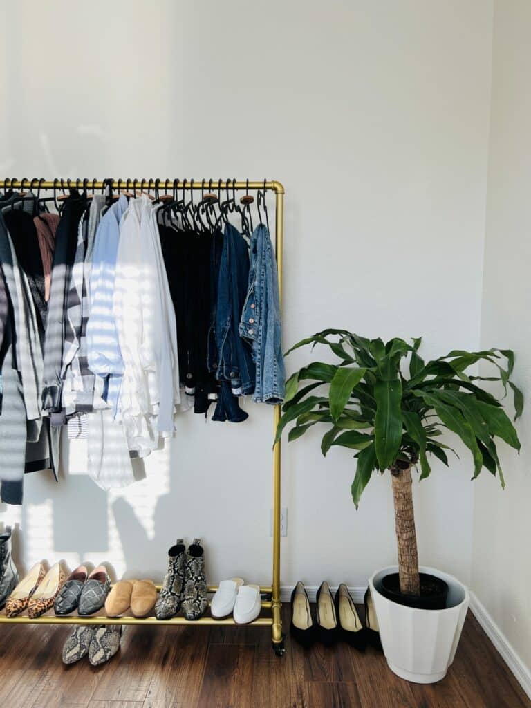 How to Get Your Closet Ready for Spring