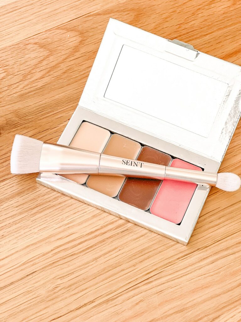 The Best Contour Kit for Beginners