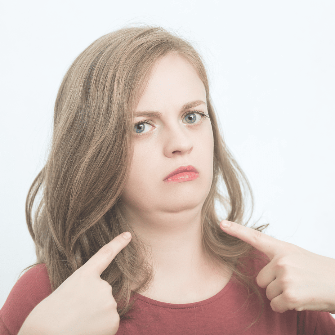 how-to-disguise-a-double-chin-illuminate-beauty